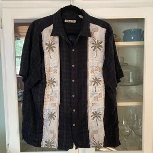 Men’s button up shirt